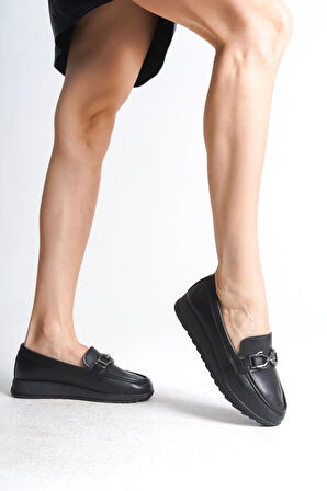 GISELLE Ortopedik Rahat Taban Toka Detaylı Klasik Kadın Babet Anne Ayakkabısı  CST - Siyah