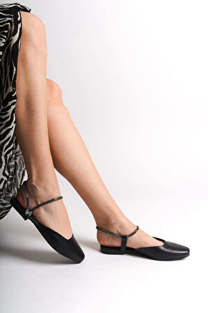 CAROLINE Lastikli Ortopedik Rahat Taban Bilekten Taş Detaylı Kadın Babet Ayakkabı  CST - Siyah