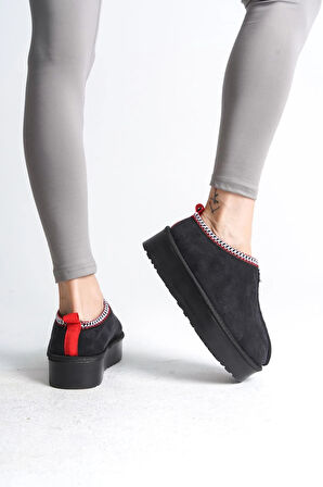 LEILA Bağcıksız Düz ve Kalın Taban İçi Kürklü Kısa Süet Kadın Bot  SST - Siyah