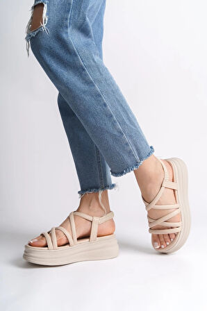 BELLA Lastikli Şerit Detaylı Ortopedik Taban Kadın Sandalet CKT - Krem