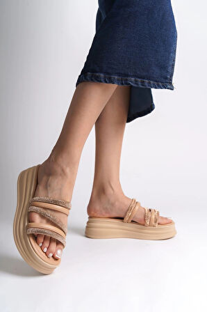 ELISE Düz Topuklu Şeritli Taşlı Kalın ve Ortopedik Taban Kadın Terlik  CTT - Ten