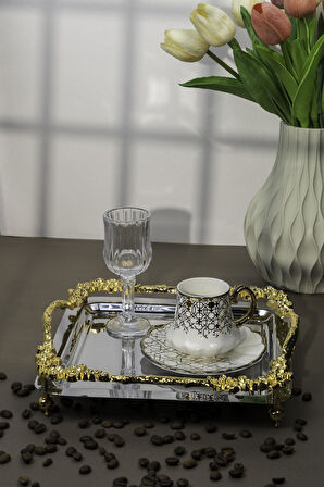 Şık Porselen Kahve Fincanı Takımı – 6 Kişilik, 90 ml, Geometrik Altın Desen