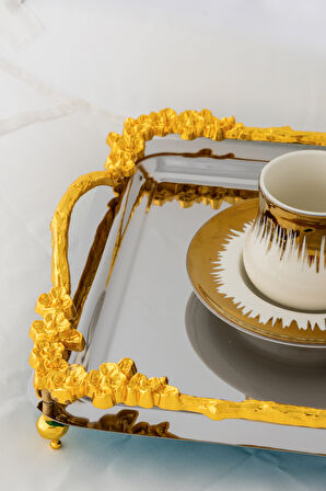 Lüks Gold Gül Detaylı Kare Sunum Tepsisi 21x21 cm – Ayaklı