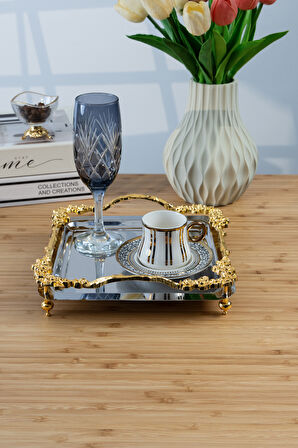 Lüks Gold Gül Detaylı Kare Sunum Tepsisi 21x21 cm – Ayaklı