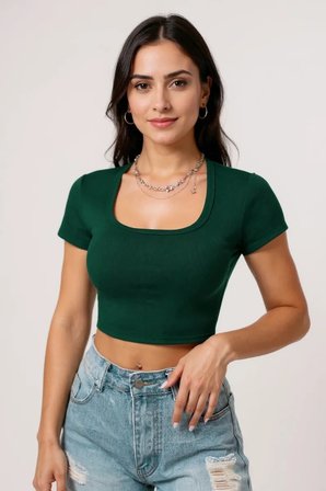 Kadın Yeşil Yarım Kol Düz Yaka Crop Top Bluz – Şık, Rahat ve Kolay Kombinlenebilir