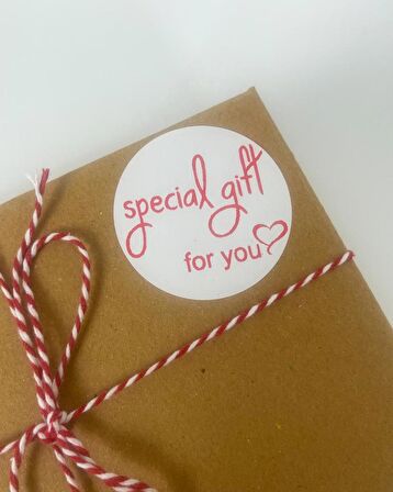 Special Gift You Kalpli Kırmızı Yazılı 5 cm Yuvarlak Etiket 100 Adet