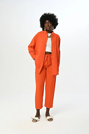 KADIN DÜZ RENK OVERSİZE KESİM GÖMLEK