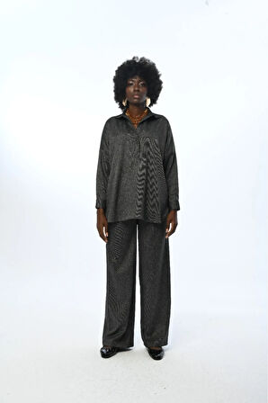 KADIN DÜZ RENK YAKASI DETAYLI OVERSİZE KESİM GÖMLEK