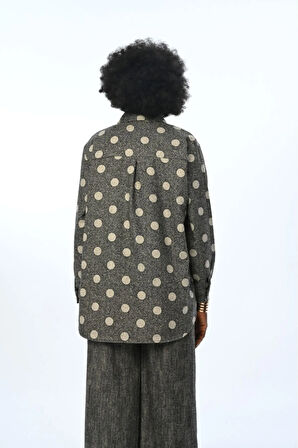 KADIN PUANTİYELİ OVERSİZE KESİM GÖMLEK