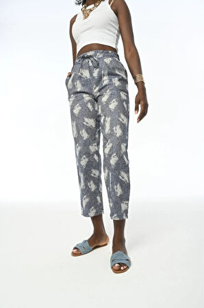 KADIN BELİ LASTİKLİ RAHAT KALIP DESENLİ PANTOLON