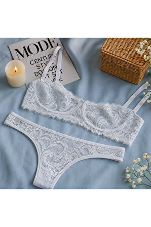 Zarif Dantelli Bralet ve String Külot Takımı