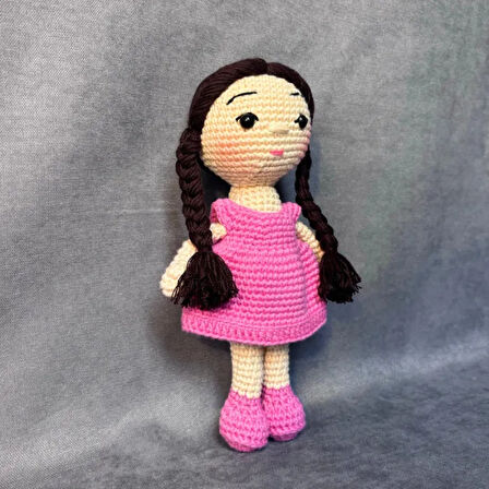 Uretti - Esra 6723 - El Örgüsü Amigurumi Pembe Elbiseli Oyuncak Bebek - 22 x 12 cm