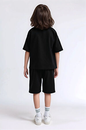 Erkek Çocuk Giyim Oversize T-Shirt & Şort İkili Takım Set LL.P01.O2.L01.004