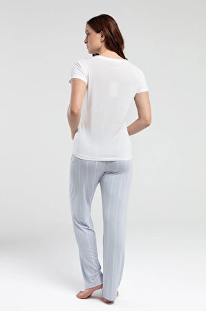 Kadın Beyaz Lohusa Cep Detaylı Kısa Kollu Pijama Takımı R.O.8.9.Z.E.7.6..L.T.