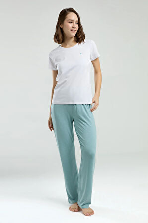 Kadın Beyaz Cep Detaylı Pijama Takımı R.O.8.9.Z.E.8.3..L.T.