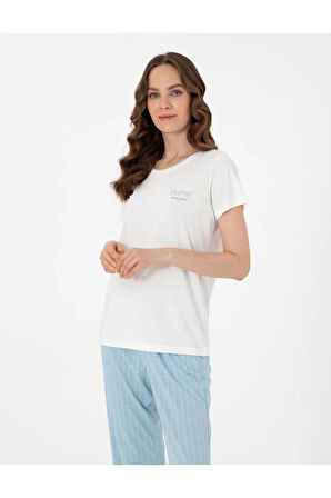 Kadın Beyaz Geniş Yaka Viskon Cep Detaylı Pijama Takımı