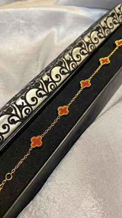 YONCA BORDO TAŞLI GOLD VE GÜMÜZ RENK ÇELİK BİLEKLİK