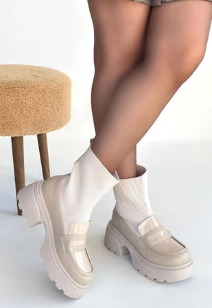 Erbilden Wanye Bej Cilt Streçli Bot Bağcıksız 5 CM Topuk