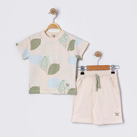 Erkek Çocuk Bej Yaprak Desenli  Basic Tişörtlü Şortlu Takım