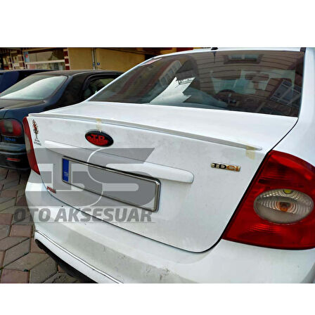 Ford Focus 2 - 2,5 Bagaj Üstü Slim Spoiler Piano Black Parlak Beyaz