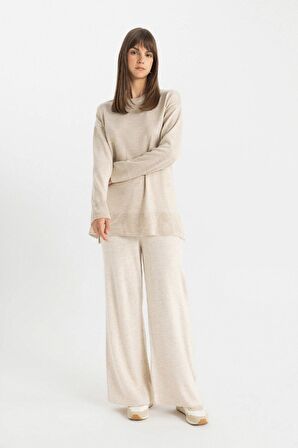DeFacto Regular Fit Bisiklet Yaka Yırtmaçlı Basic Düz Triko Kazak Tunik C5165AX24AUBG646