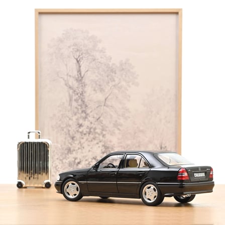 Norev 183381 1/18 Mercedes-Benz C36 AMG 1993 Noir Obsidian Métallisé