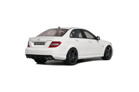 Gt Spirit GT928 1/18 Mercedes Benz C63 AMG Diamond White 2007
