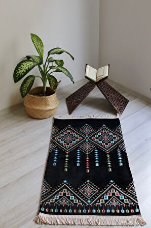 Kilim Desenli Astarlı Lüks Seccade S1020 Siyah