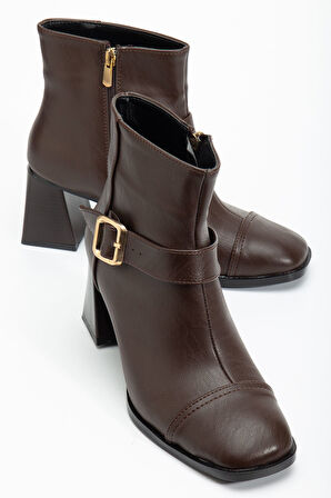 Kadın Kahverengi Küt Burun Tokalı Topuklu Bot