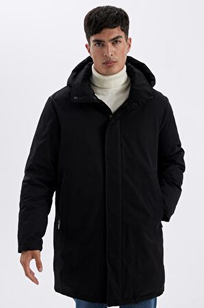 Regular Fit Rüzgar Geçirmez Su İtici Kapüşonlu Parka
