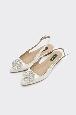 Taş Aksesuarlı Hakiki Deri Kadın Babet