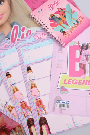 x Dekomus Lisanslı Barbie Girl Power Collection Büyük Boy Okul Ve Kalem Çantası, Beslenme Kabı Full Kırtasiye Seti