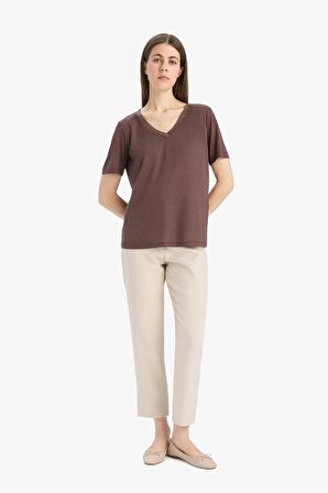 DeFacto Regular Fit V Yaka Basic Düz Kısa Kollu Tişört K5057AZ25SPBN258