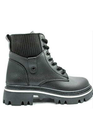 332087 Siyah Bağcıklı Fermuarlı Kadın Bot