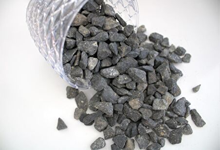 Siyah Dolomit Taşı 1 KG 1-2 CM Bahçe Taşı Siyah Bazalt Taşı