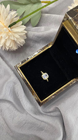 BAGET YÜZÜK ZİRKON TAŞLI GOLD ÇELİK AYARLAMALI