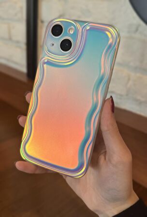 iPhone 15 Uyumlu Zigzaglı Dalgalı Hologram Puf Kılıf