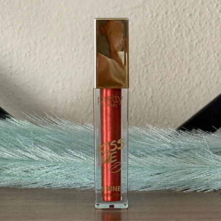 Sudedi Home Kiss Me Shine Lip Gloss - Yoğun Kızıl Işıltılı Dudak Parlatıcısı