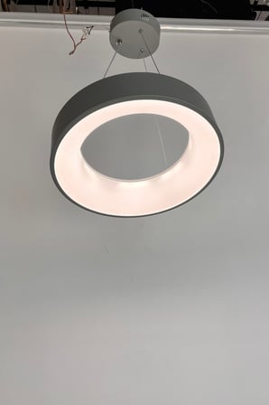 Modern Gri Halka LED Sarkıt Avize - Minimalist Çember Tasarım