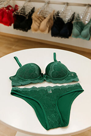 Dolgusuz Toparlayıcı Sütyen Külot Dantelli İç Çamaşırı Takımı
