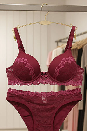 Dolgusuz Toparlayıcı Sütyen Külot Dantelli İç Çamaşırı Takımı