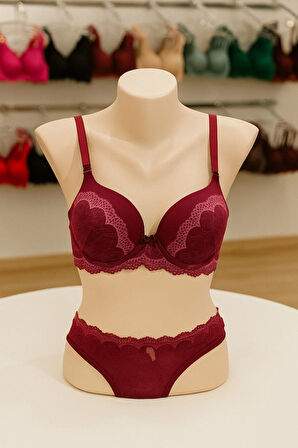 Dolgusuz Toparlayıcı Sütyen Külot Dantelli İç Çamaşırı Takımı