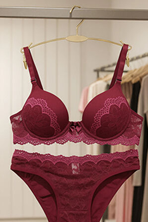 Dolgusuz Toparlayıcı Sütyen Külot Dantelli İç Çamaşırı Takımı