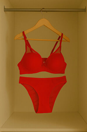 Dolgusuz Tül Detaylı Sütyen Külot İç Çamaşırı Takımı