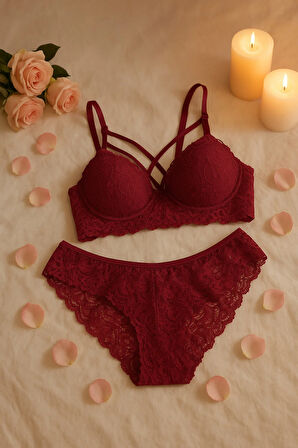 Dolgulu Çapraz Dantelli Ayarlanabilir Askı Sütyen Külot İç Çamaşır Takımı