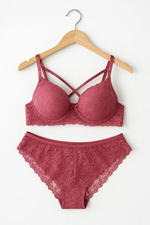 Dolgulu Çapraz Dantelli Ayarlanabilir Askı Sütyen Külot İç Çamaşır Takımı