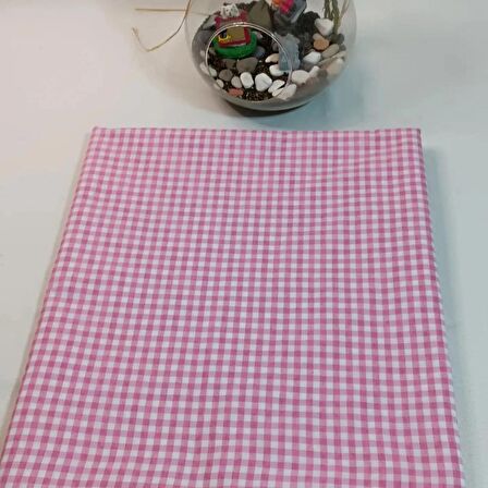 PEMBE PİTİ KARELİ MASA ÖRTÜSÜ