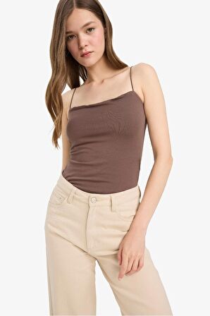 DeFacto Fitted Kare Yaka Basic Düz Askılı Atlet F5196AX25SMBN258