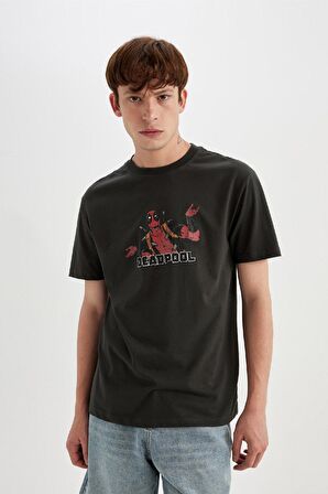 DeFacto Deadpool Regular Fit Bisiklet Yaka Kısa Kollu Tişört C5996AX24HSAR221