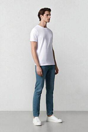 DeFacto Pedro Slim Fit Dar Kalıp Normal Bel Dar Paça Jean Pantolon E3366AX25SPNM29